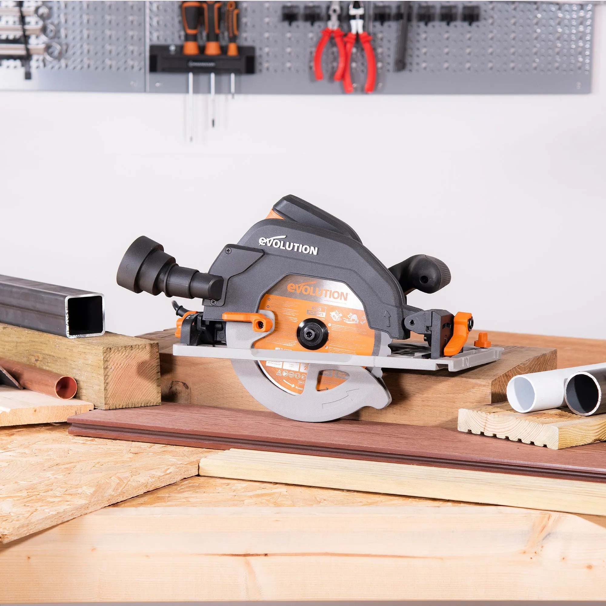 Evolution R185CCSX : Multi-Material Cutting Circular Saw 7-1/4 in. Blade