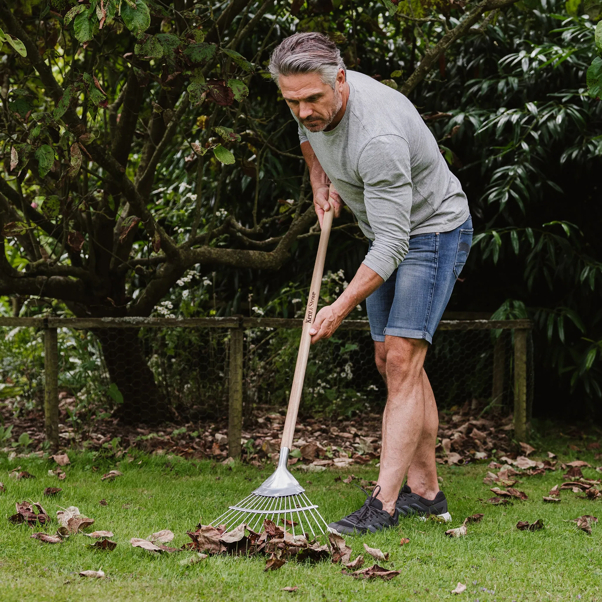 Kent & Stowe Garden Life Stainless Steel Lawn & Leaf Rake