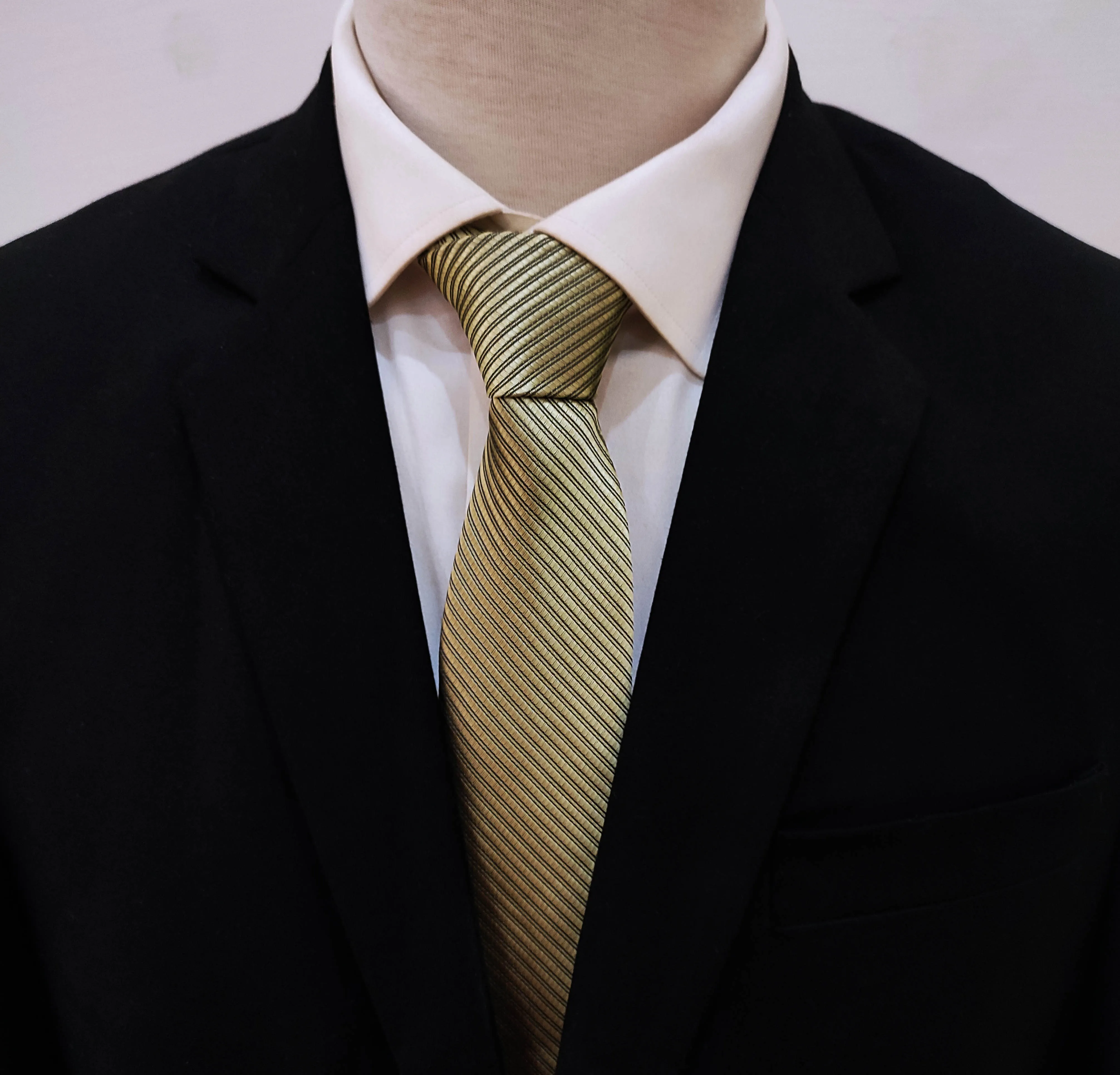 METALLIC GREEN DIAGONAL STRIPED NECK TIES