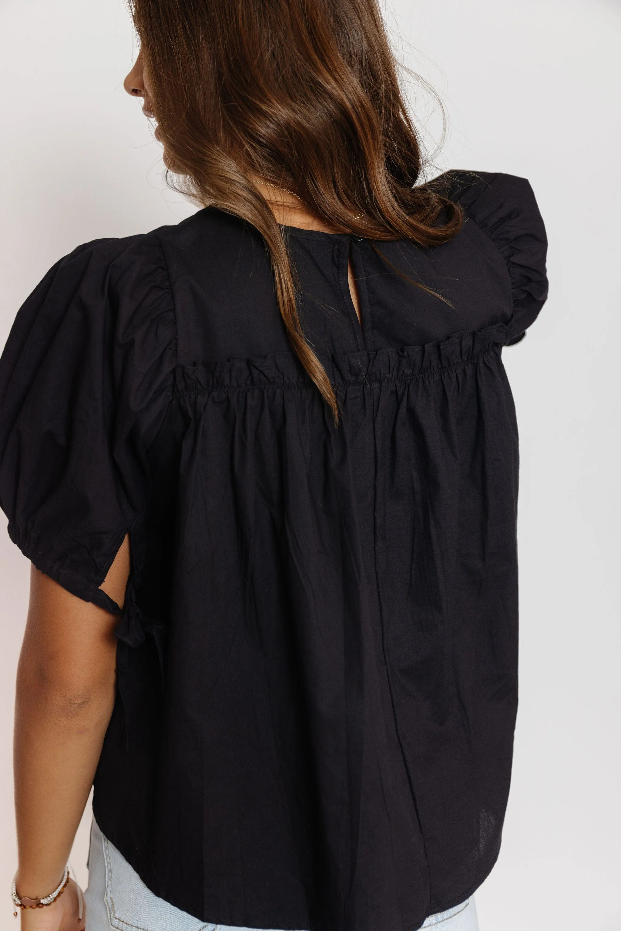 Thena Blouse in Black