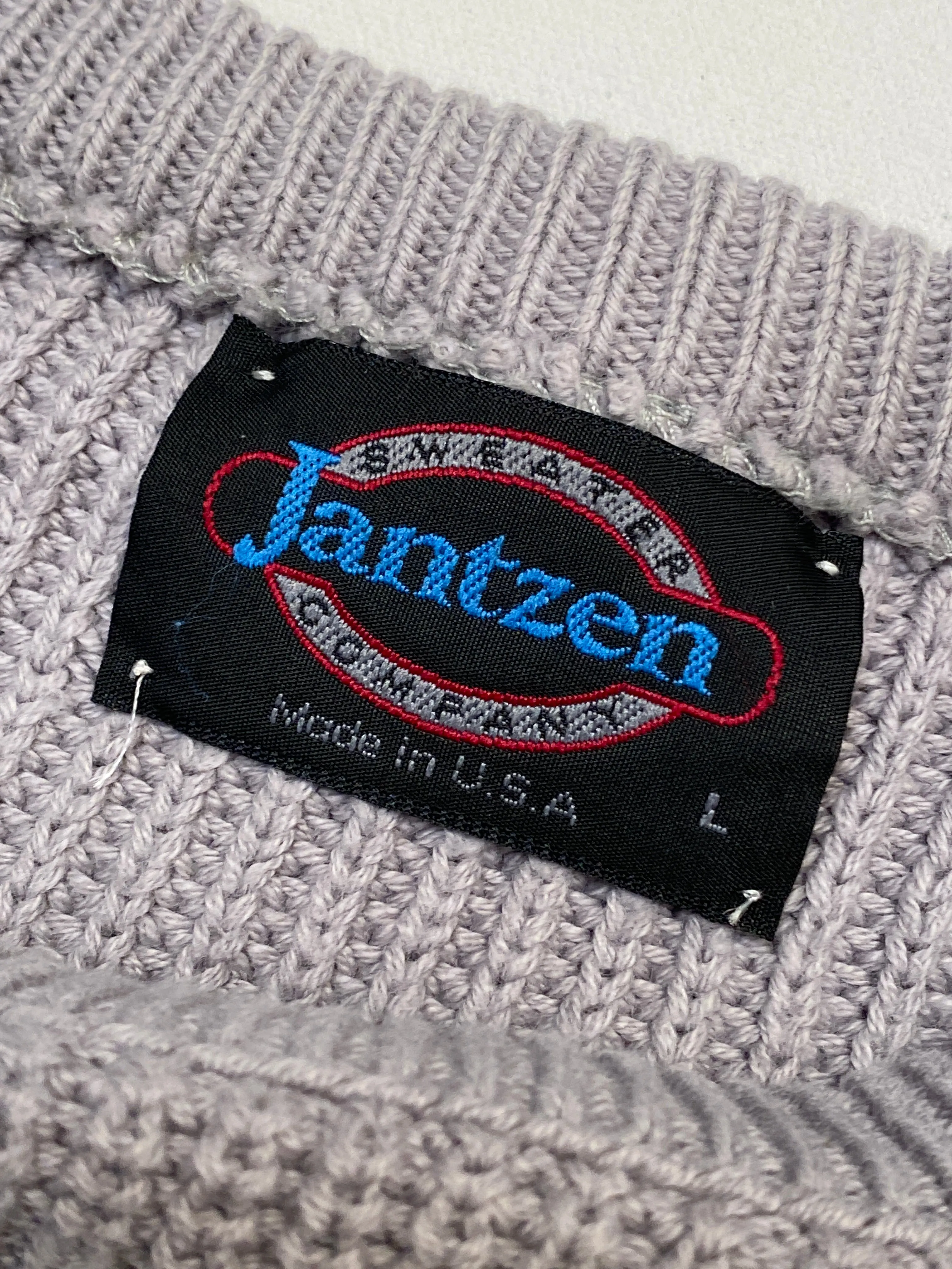 Vintage Jantzen Made in USA Gray Knit Sweater (Large)