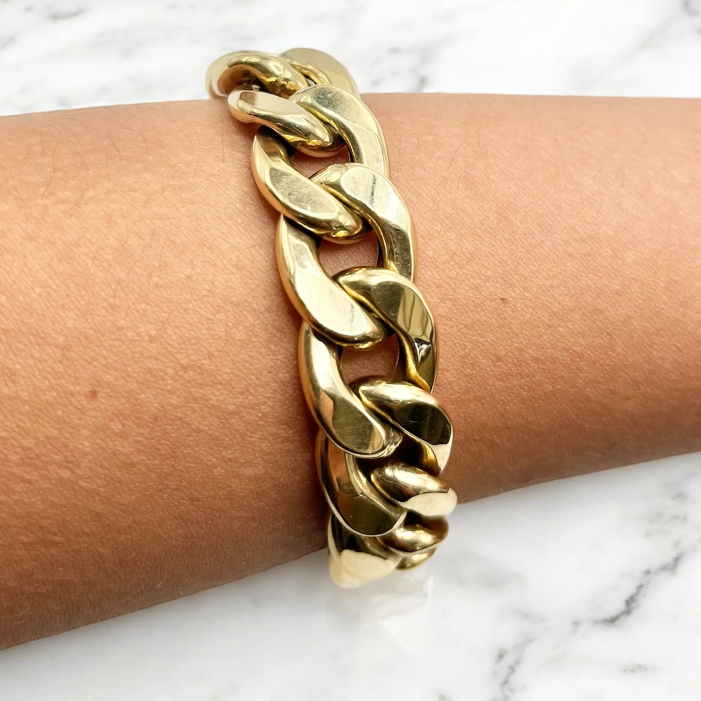 YELLOW GOLD BRACELET